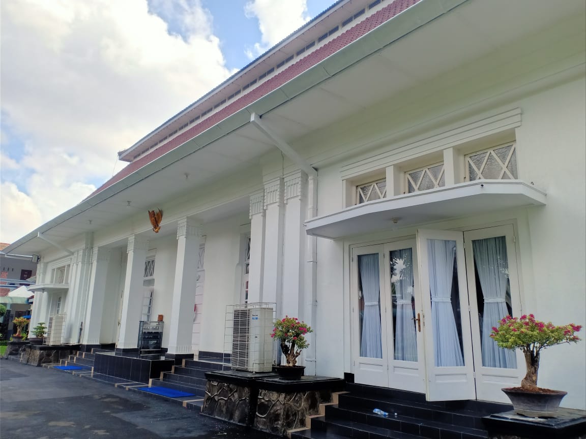 Rumah DInas Panglima Armada Timur TNI AL