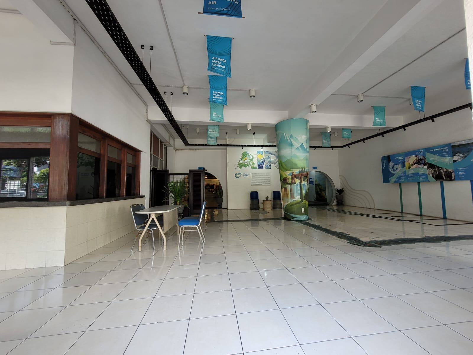 Kantor PDAM / Rumah Air Surabaya