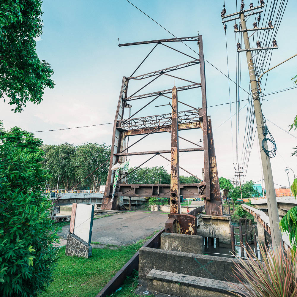 Jembatan Petekan