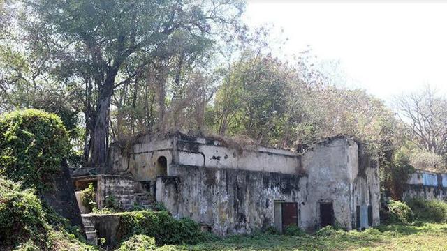 Benteng Kedung Cowek (Gudang Amunisi)