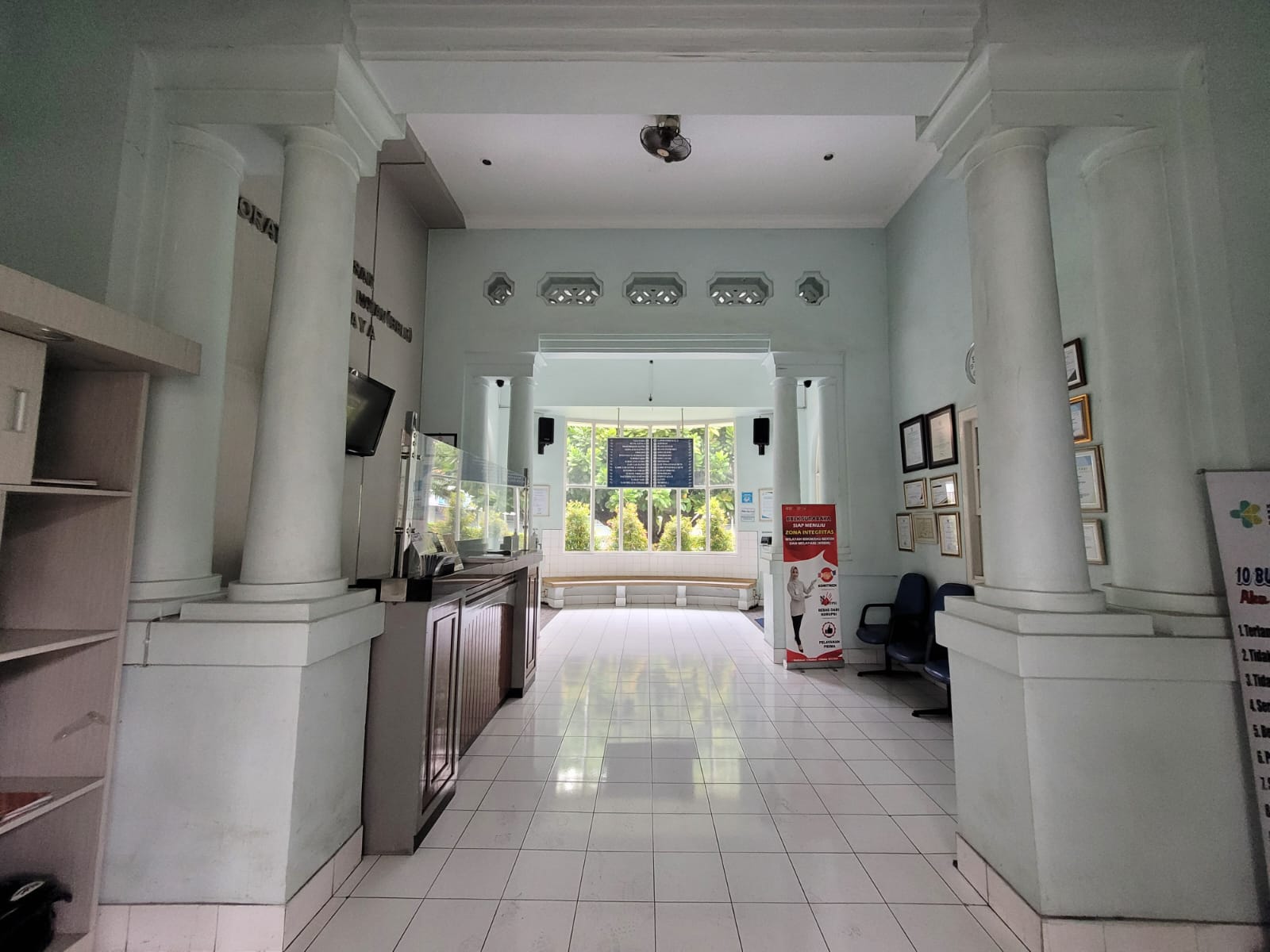 Balai Besar Laboratorium Kesehatan Surabaya